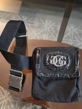 VINTAGE Guess BELT BAG